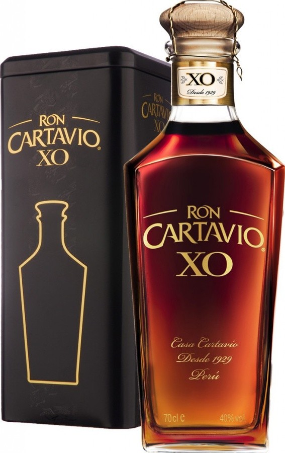 Ron Cartavio XO Aged in Oak Barrels Tin Box 18yo 40% 700ml