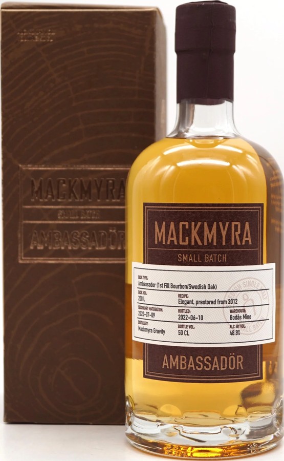 Mackmyra Ambassador Small Batch Bourbon Cask w. New Swedish Oak Lid & Bottom 48.8% 500ml