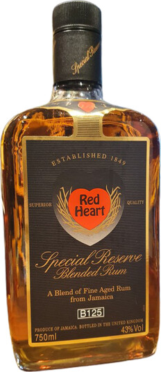 United Rum Merchants Red Heart Jamaica Special Reserve 43% 750ml