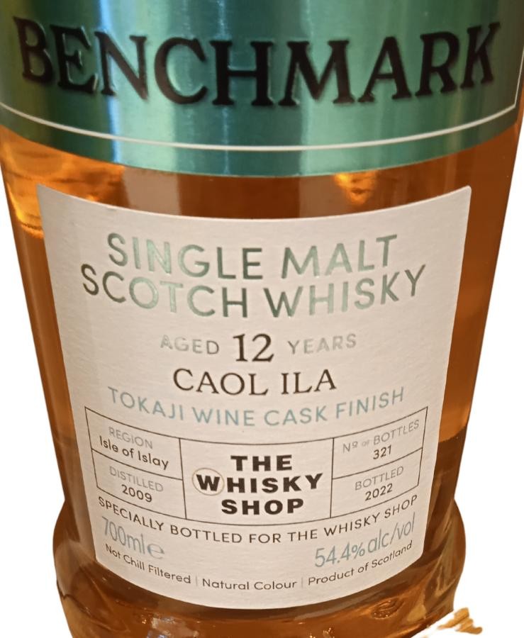 Caol Ila 2009 MM Benchmark Tokaji Wine Finish The Whisky Shop 54.4% 700ml