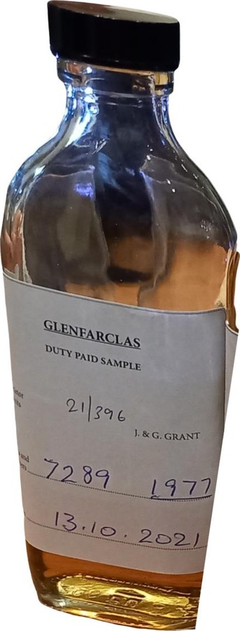 Glenfarclas 1977 Duty Paid Sample Warehouse 2 Plain Hogshead Glenfarclas Masterclass at Whisky Show 2021. Budapest 63.5% 200ml