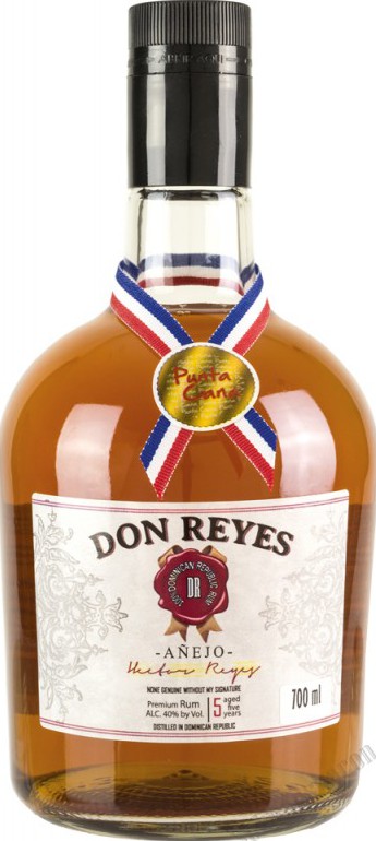 Don Reyes Dominican Republic Anejo 5yo 40% 700ml