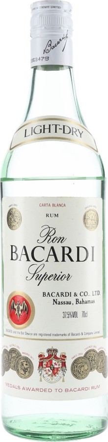 Bacardi Carta Blanca Superior White Light Dry 37.5% 700ml