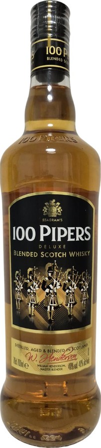 100 Pipers Deluxe Blended Scotch Whisky 40% 700ml