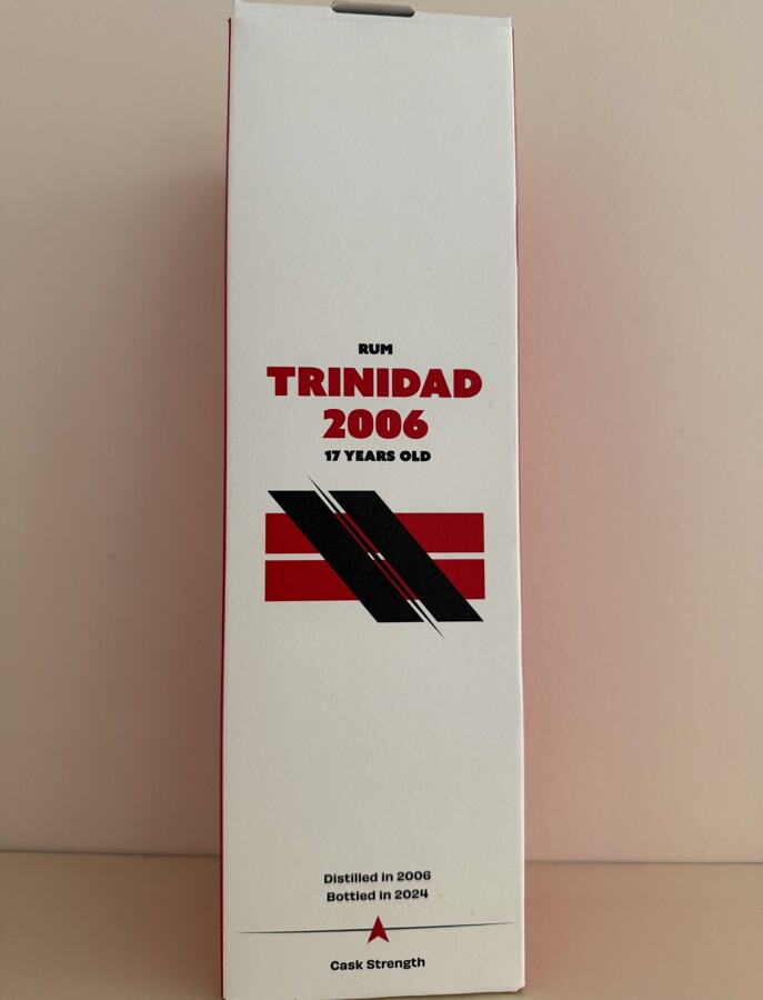 Velier 2006 LMDW Trinidad Flag Series 17yo 63% 700ml