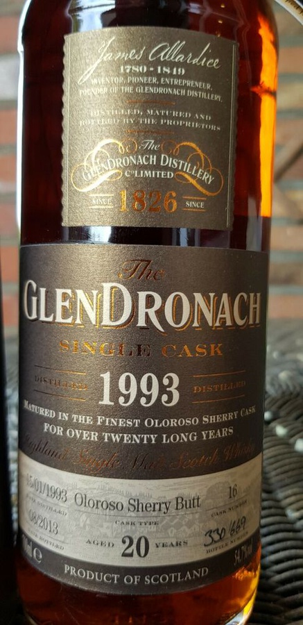 Glendronach 1993 Single Cask Oloroso Sherry Butt #16 Germany Exclusive 54.7% 700ml
