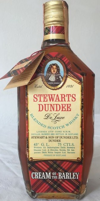 Stewarts Dundee De Luxe Blended Scotch Whisky Cream of the Barley 43% 750ml