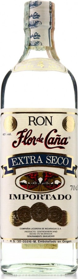 Flor de Cana Extra Seco Importado 4yo 40% 700ml