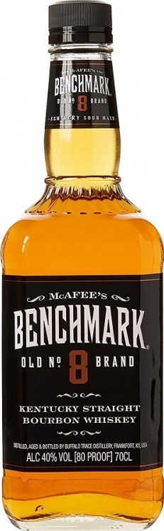 McAfee's Benchmark NAS Old #8 Brand American Oak Barrels 40% 700ml